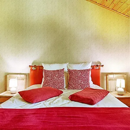 ゲストハウス De La Ferme De La Bouille